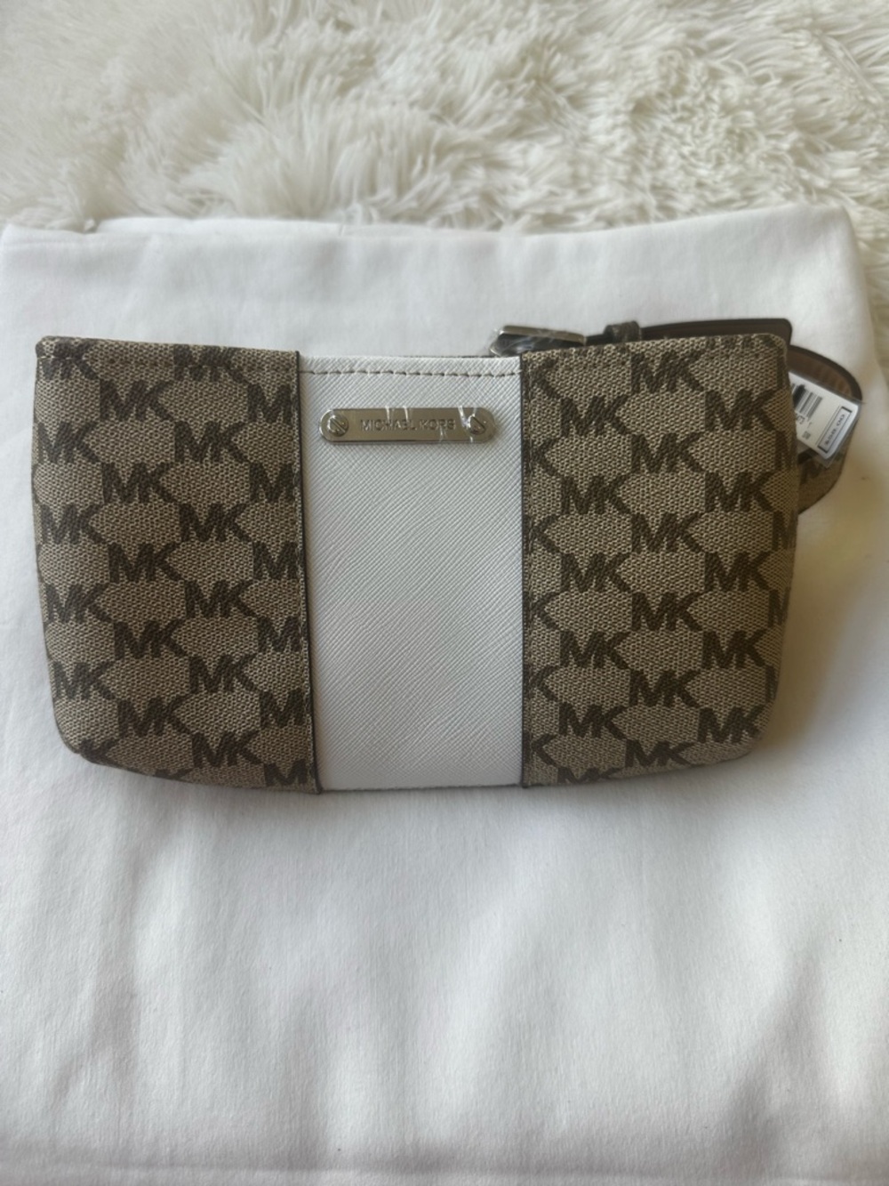 Michael Kors Signature Tan Brown White Belt Bag Fanny Size: Small Medium NWT